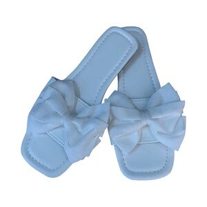 White Bow Slide Sandals – Brand New (Size 8.5)